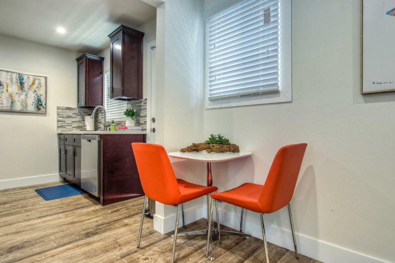 Long Beach Studio Suites Dış mekan fotoğraf